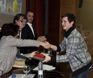 Un estudiante del IES Parquesol gana la fase local de la Olimpiada de Química