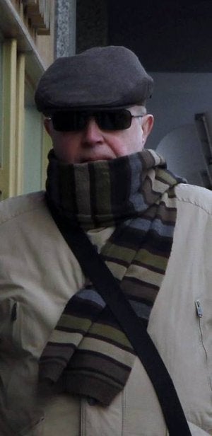 Luis Roldán, ex director de la Guardia Civil, libre pero deudor