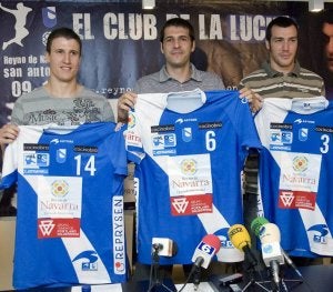 Eloy, Vargas y Gedeón, los últimos fichajes del Reyno de Navarra.