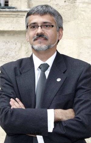 José Vicente Álvarez, vicerrector de la UVA en Segovia. ::
A. Q.