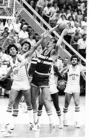 Belostenny supera a Margall y Romay. ::
EL CORREO