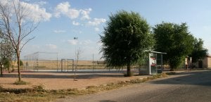 Pistas deportivas de la localidad. ::
M. RICO
