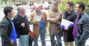 De izquierda a derecha, Jorge Morante, Eusebio Campos, José Manuel Sánchez (SUP), Javier Jesús Arillaga, Miguel Ángel Santiago y César Arroyo (UFP). ::
J. S.