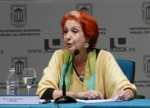 Rosa María Calaf, durante su intervención en la UEMC. ::                             EL NORTE