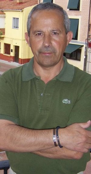 Román Rodríguez. ::                             J. F.