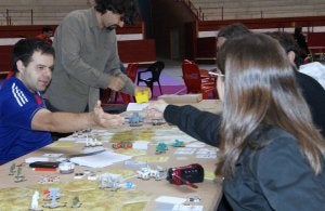 150 aficionados al juego del rol de toda España muestran en Arroyo sus habilidades