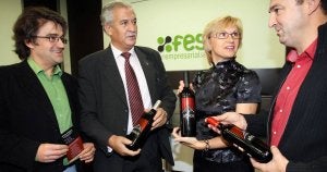 Christian Hugo Martín, José Luis De Vicente, Nélida Cano y Venancio Andrés. ::
ANTONIO TANARRO