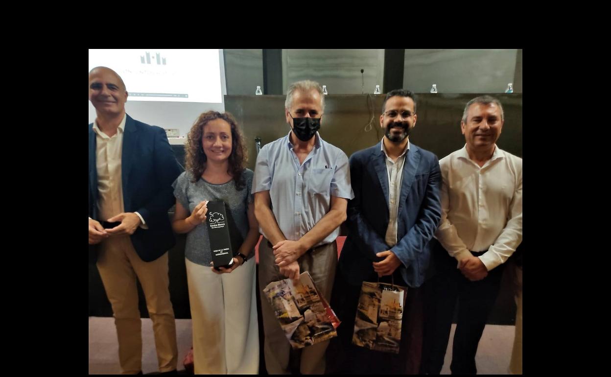 Gutiérrez junto a otros alcaldes.