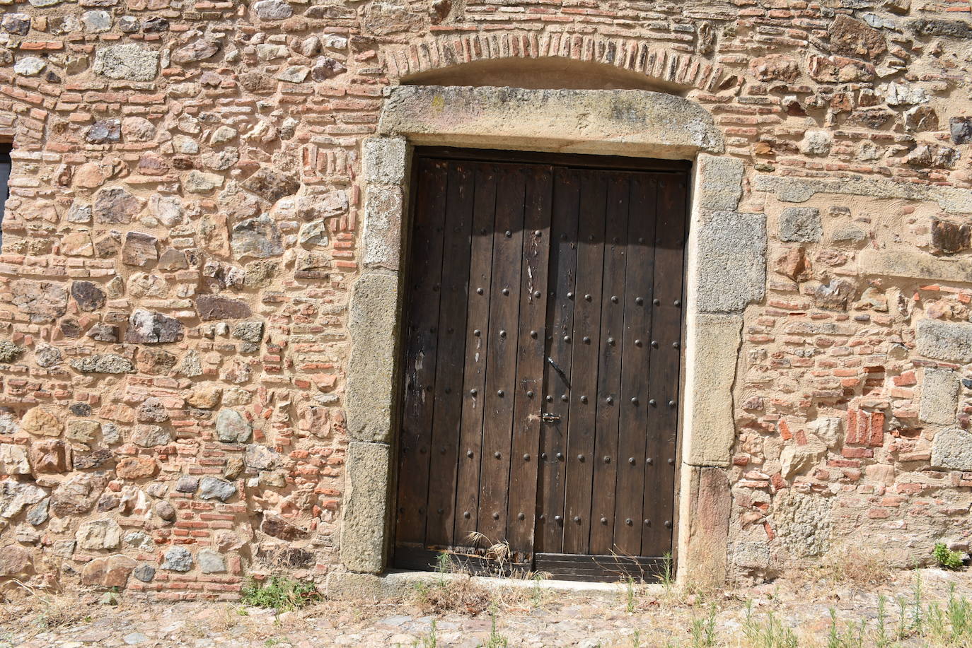 Puertas del Castillo de Luna