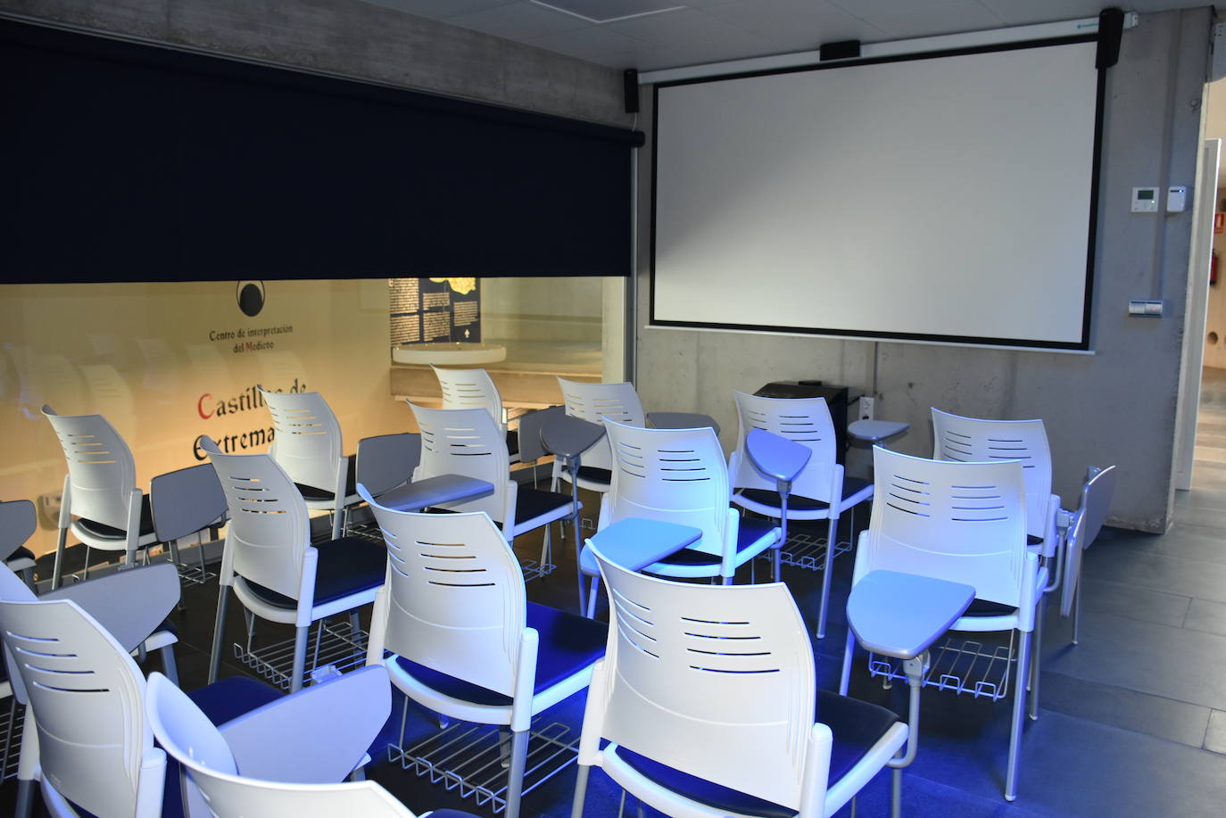 Centro de interpretación del Medievo y de recepción de visitantes del Castillo de Luna