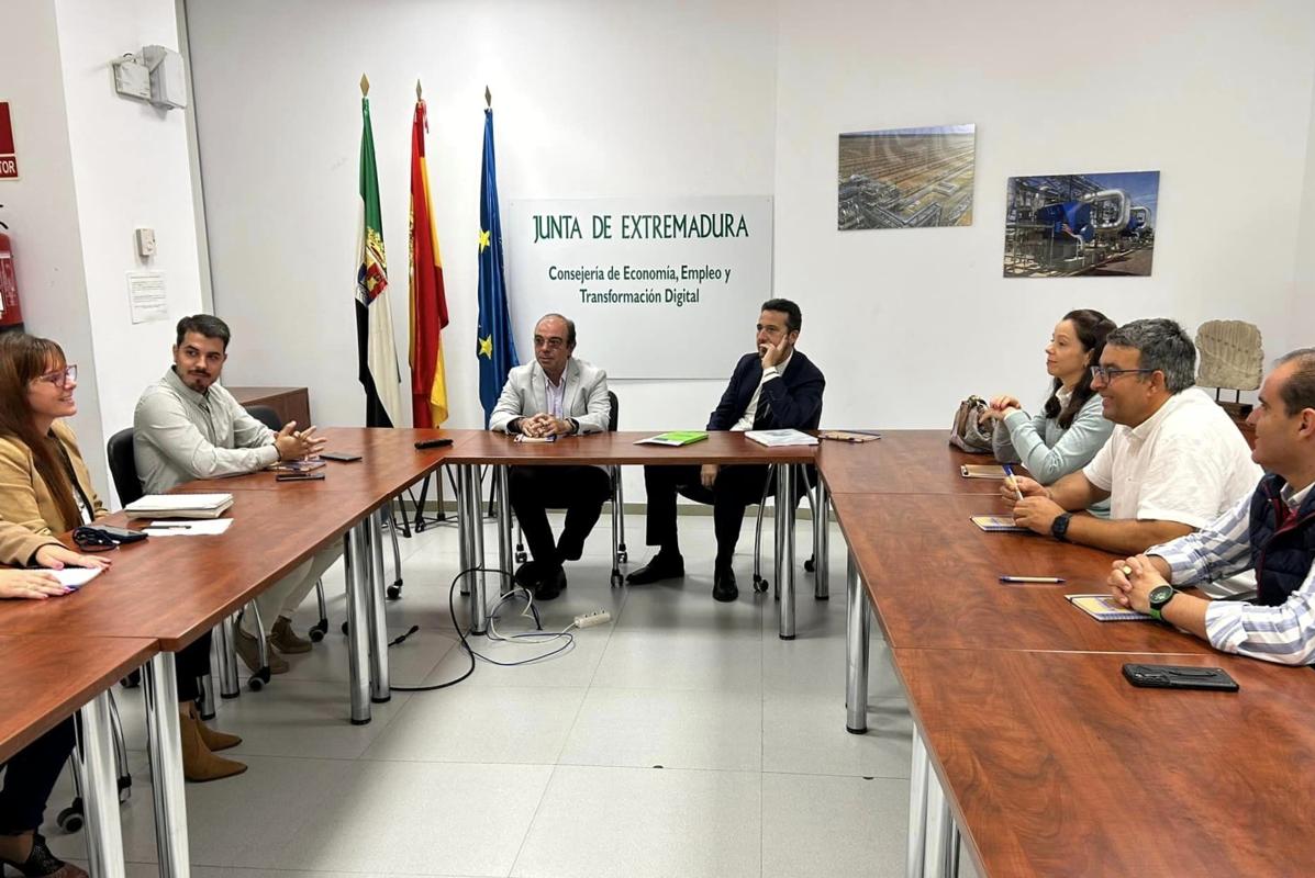 Víctor Píriz se reúne con ACEA