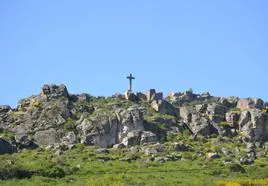 La Cruz de San Blas coronando el risco