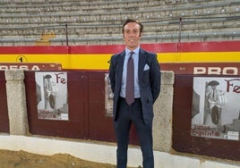 El diestro de Llerena durante la presentación de su festejo hace unos días en el coso de la Piedad