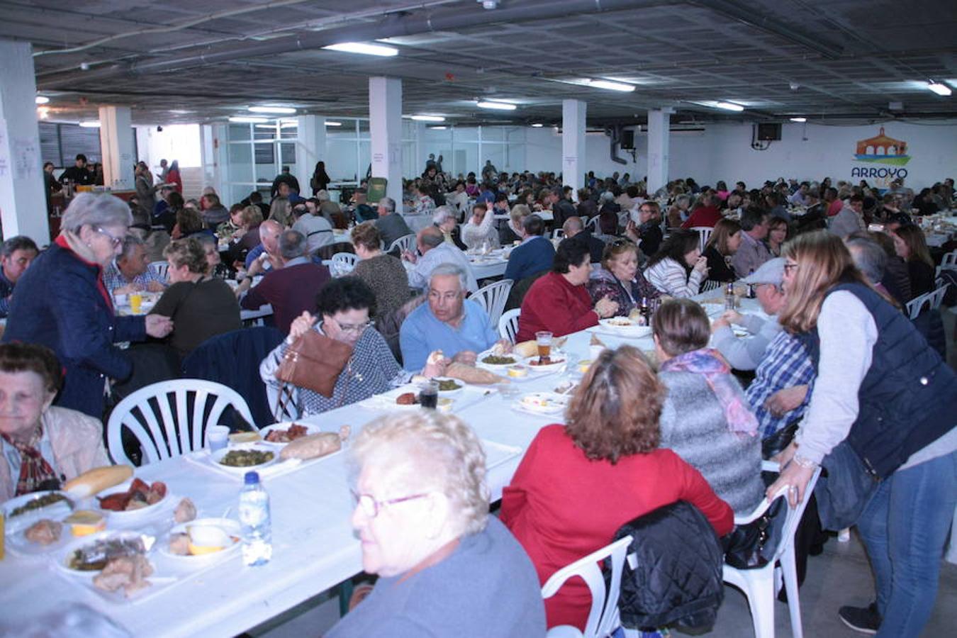 Degustación popular de coles con buche