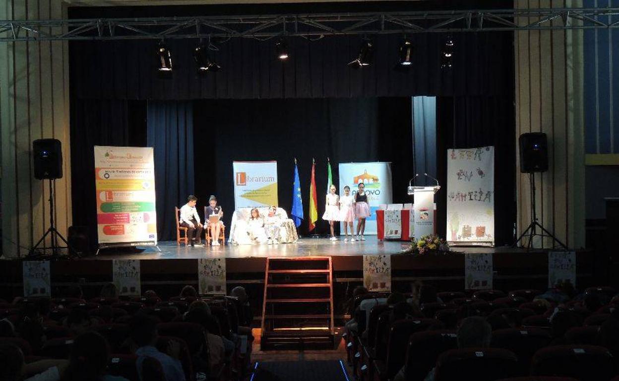 El CEIP Ntra. Sra. de la Luz organiza la clausura regional del programa 'Leer en familia'