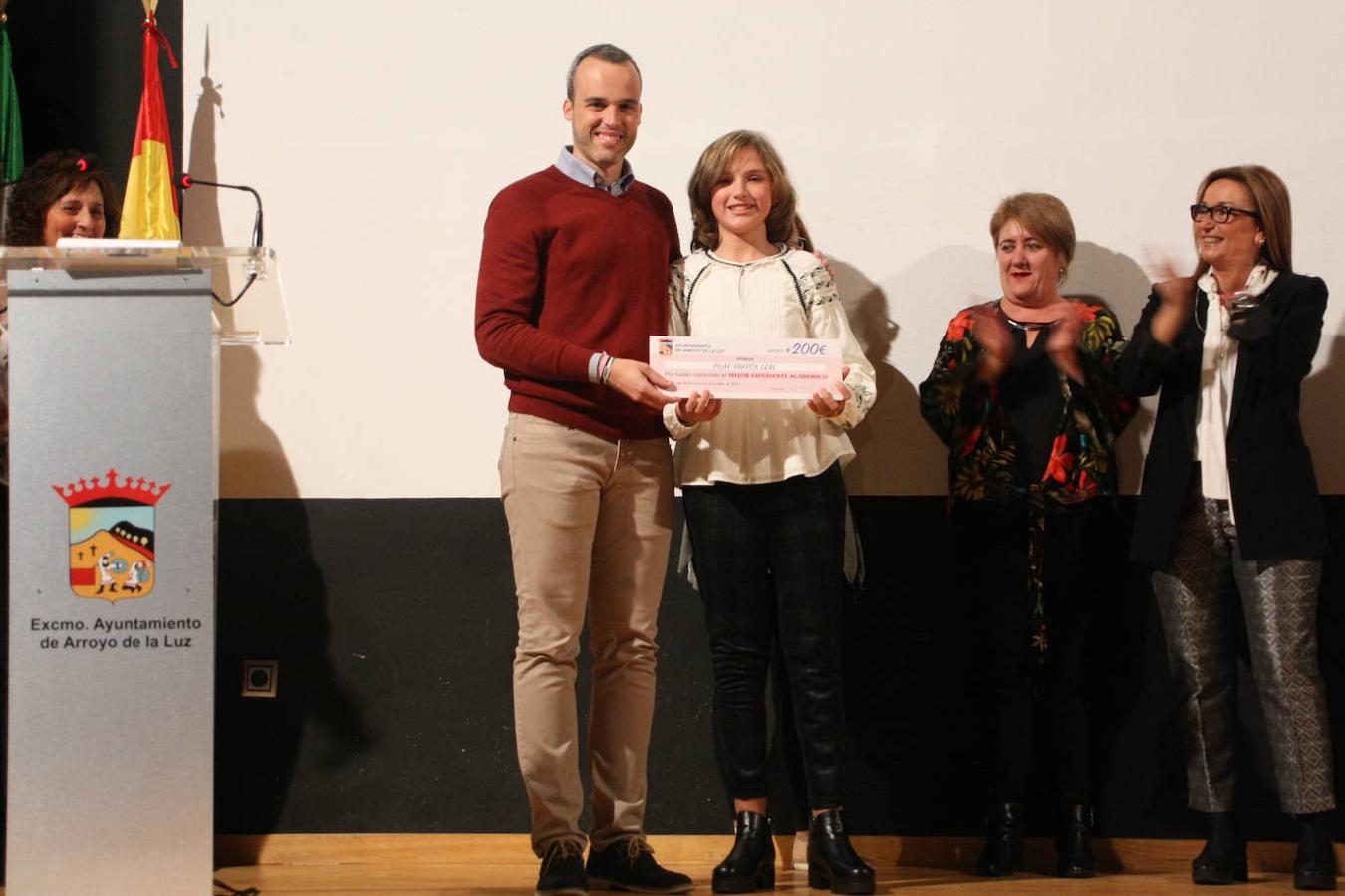 Premios a los mejores expedientes del curso 2019-2020. 