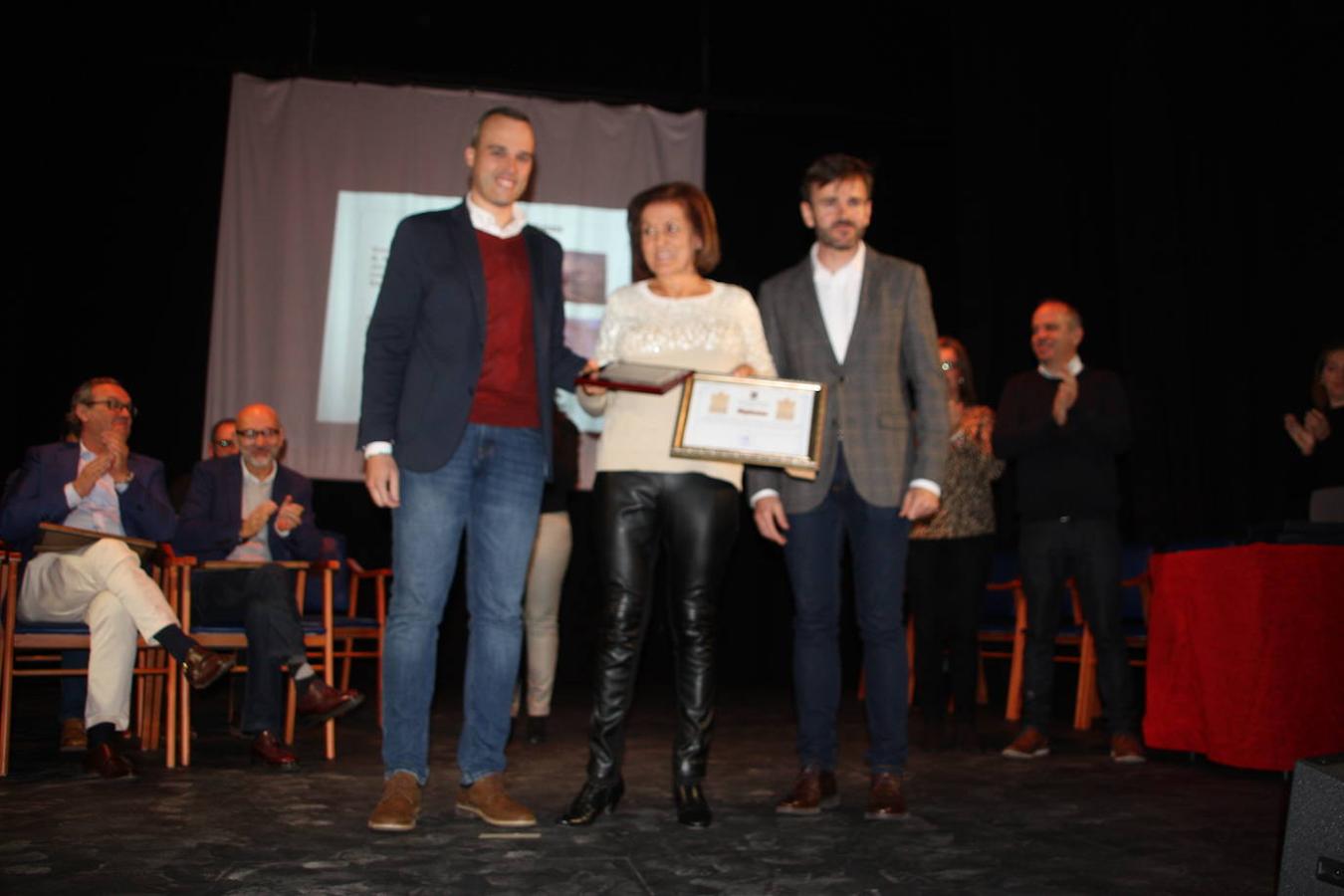 Goyi Narciso Salomón, premio de pintura Artista Local.