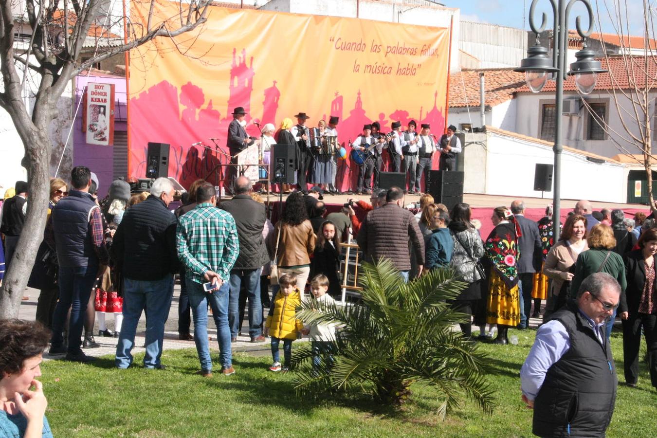 Festival Folklórico Coles con Buche, Rancho Folclórico da Glória do Ribatejo (Portugal). 