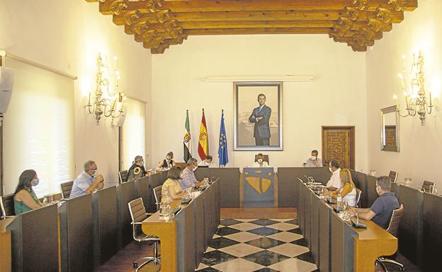 Imagen del momento de la constitución de la Junta General de «MásMedio».