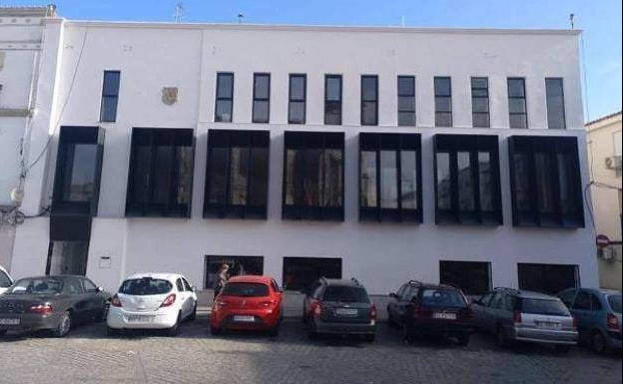 La Biblioteca Pública Municipal de Arroyo de la Luz recupera el horario de tarde