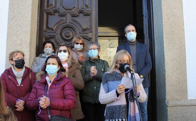 Lectura del manifiesto. 