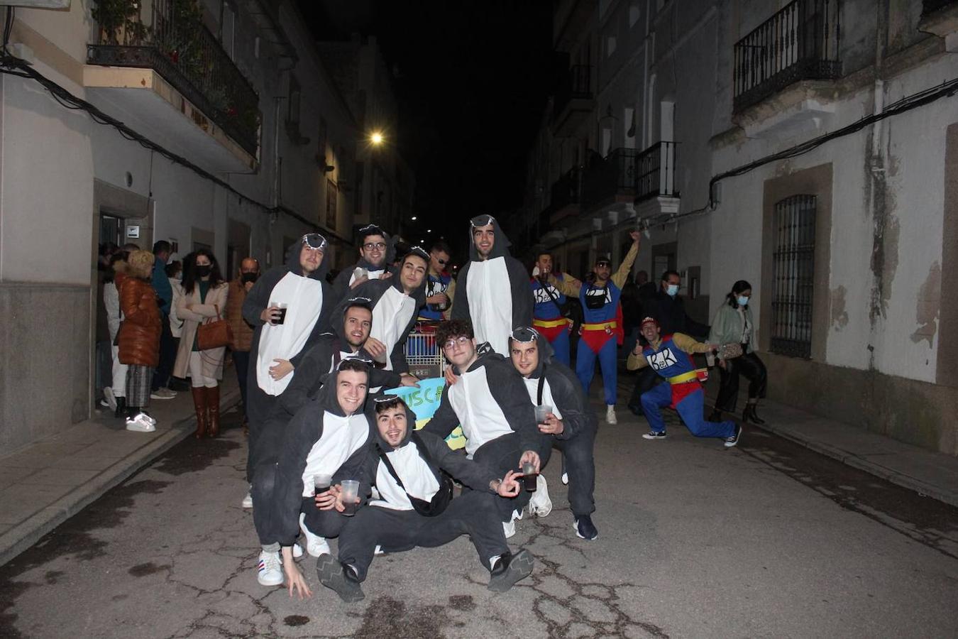 Desfile de adultos.