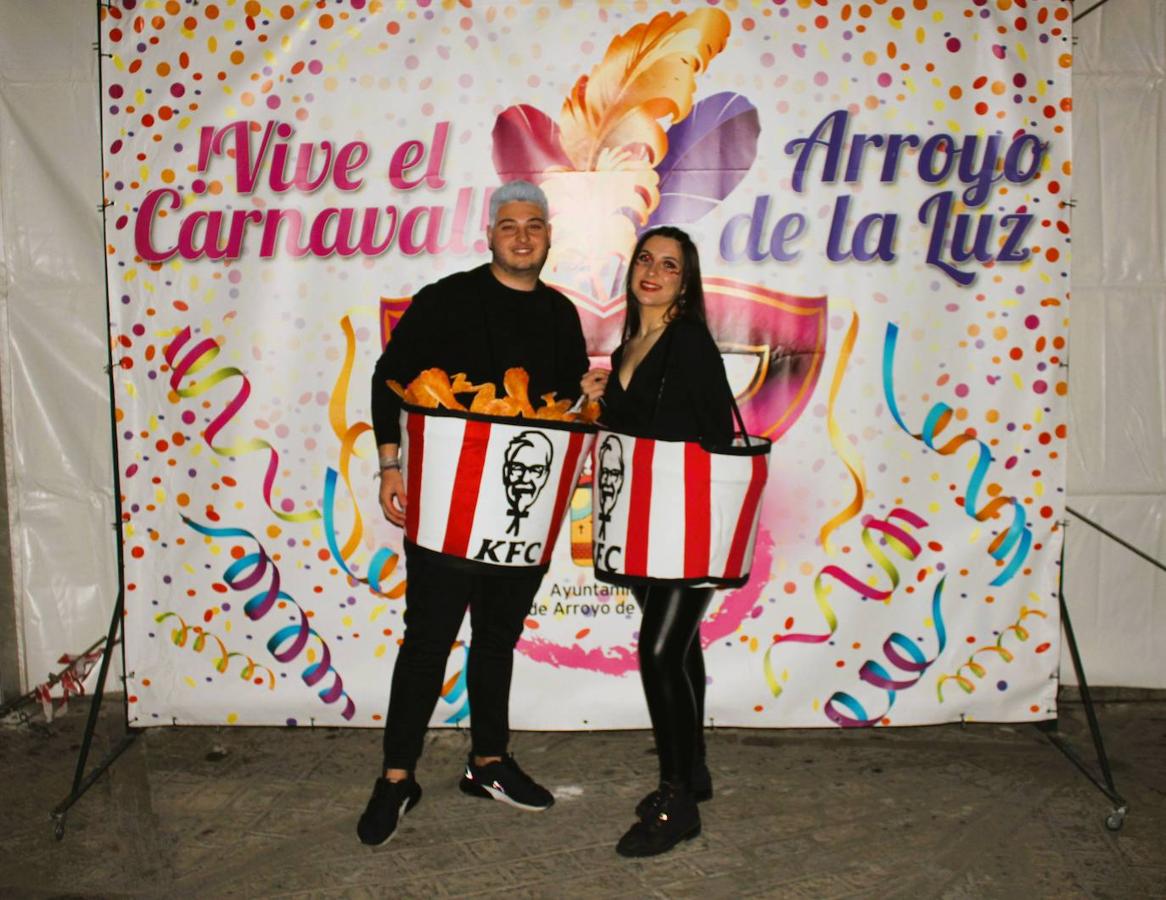 Chips KFC. Mejor pareja disfrazada