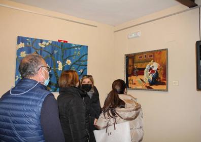 Imagen secundaria 1 - El Corral de Comedias acoge la exposición 'Mujeres artistas arroyanas'