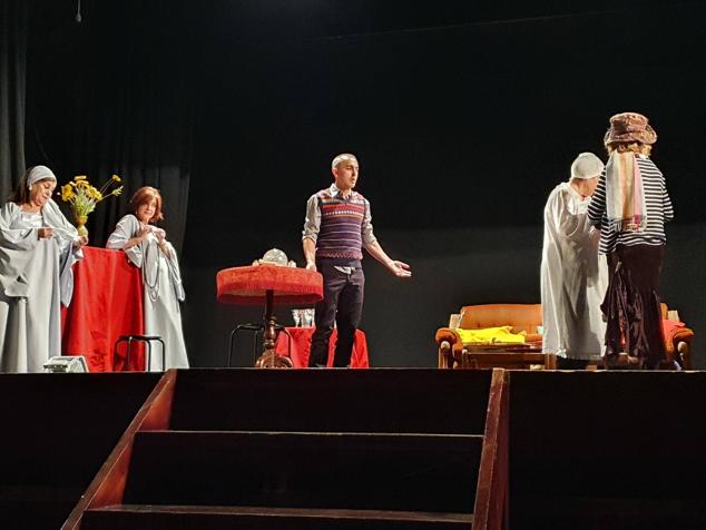Busilis Teatro.