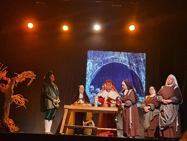 Garnacha Teatro representó 'De tripas corazón'.