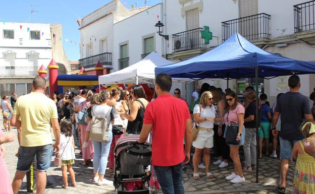 Imagen principal - Gran asistencia durante el Día de las Familias