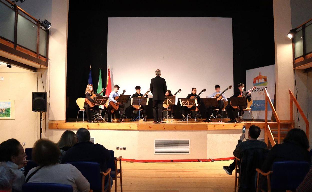 El Corral de Comedias vibró con el concierto del Septeto de Guitarras del Conservatorio Hermanos Berzosa