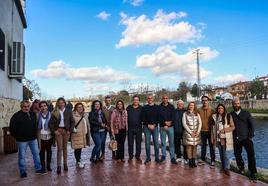 Vara visita algunos de los proyectos que se están llevando a cabo en Arroyo de la Luz