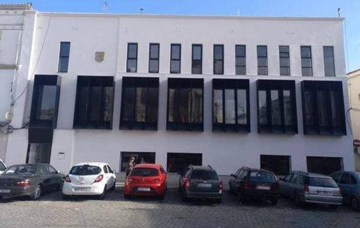 Biblioteca Pública Municipal de Arroyo de la Luz.