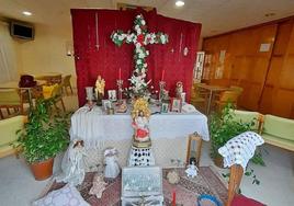 Cruz de Mayo del Hogar de Mayores.