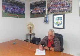 Pajares en la oficina del Arroyo CP.