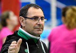 Adolfo Gómez, satisfecho con el sorteo y composición del grupo.