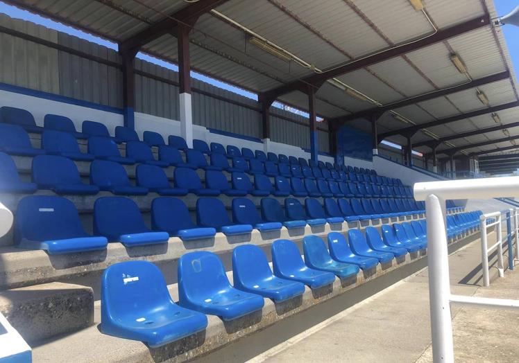 Imagen principal - La directiva del Arroyo CP ha estado trabajando para poner a punto las instalaciones