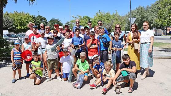 Rodrigo Martín, Erik Sanguino y Daniel Sánchez ganan el concurso de pesca infantil