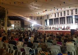 Aforo completo para ver al Harriero y su escuela infantil