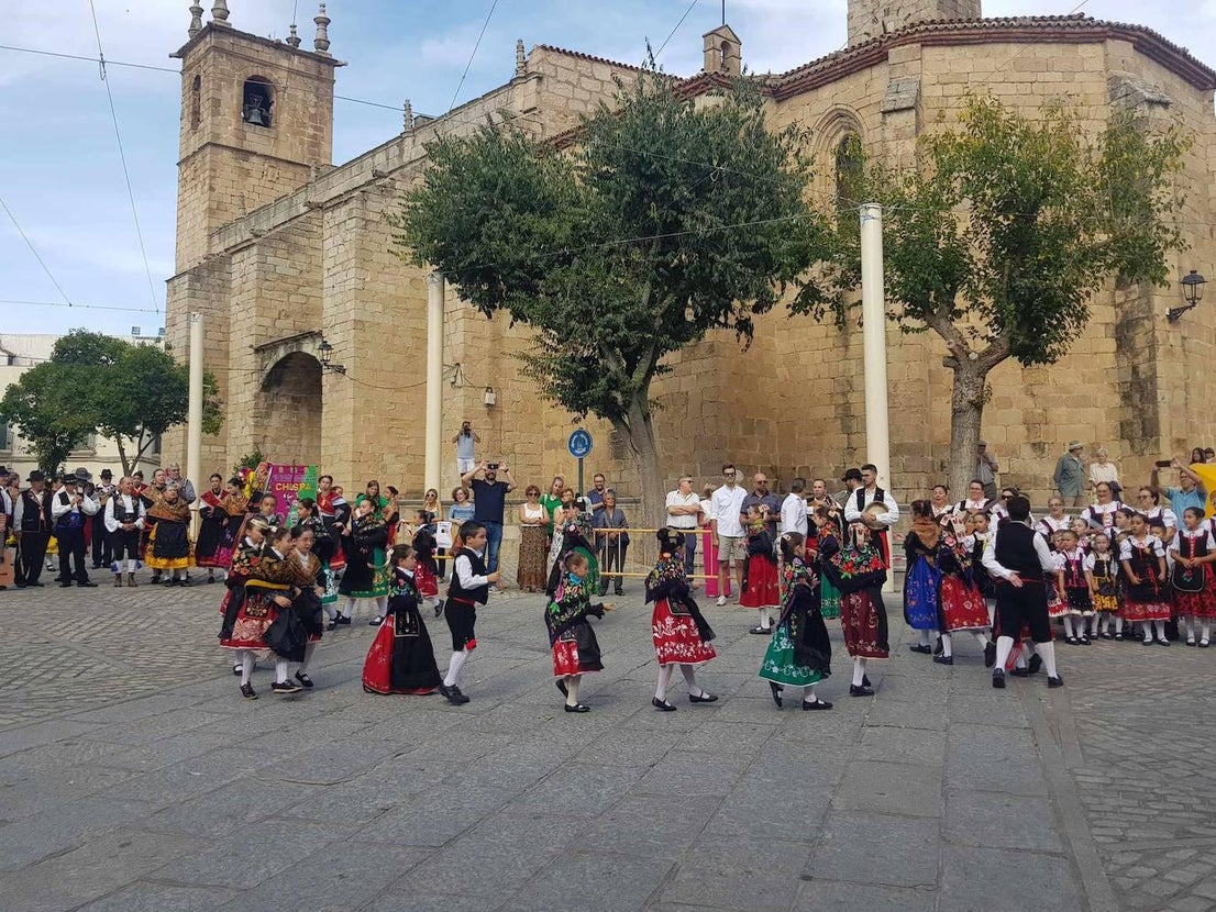 Arroyo acogió la XXII edición del Festival Folklórico Infantil Ángela Capdevielle