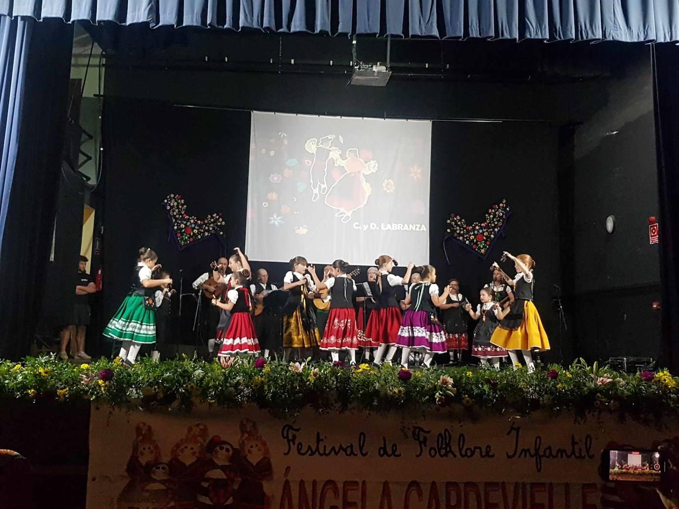 Arroyo acogió la XXII edición del Festival Folklórico Infantil Ángela Capdevielle