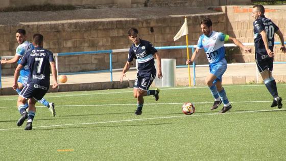 El Arroyo cede ante el Coria