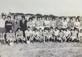 Pedro Rocha, actual Presidente de la Federación Española de Fútbol y de la Extremeña, fue jugador del Arroyo CP, pudiendo encontrarse en esta fotografía.