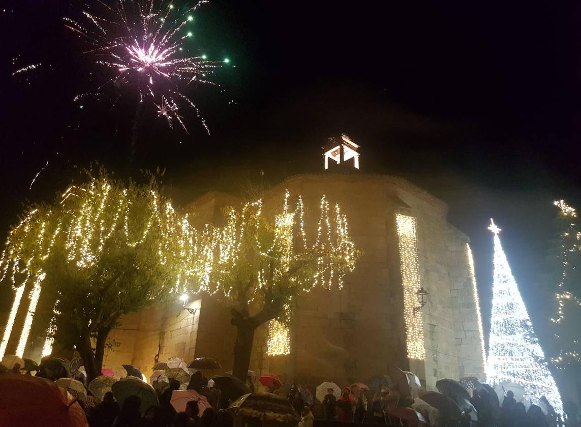Arroyo se ilumina de Navidad