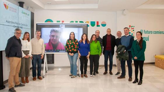 El Circular Fab de Arroyo de la Luz podría albergar una línea formativa de prototipado de envasados con cerámica