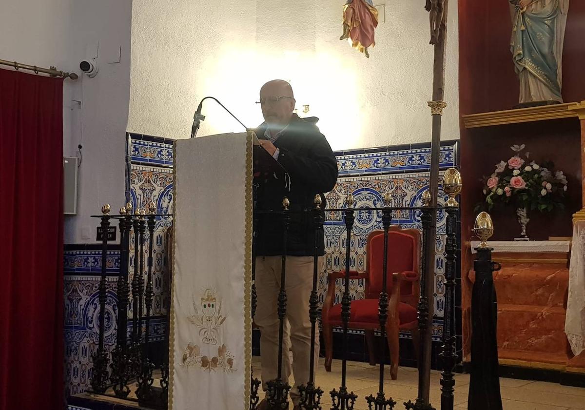 Imagen principal - Antonio Gallardo, Mayordomo, durante su intervención.