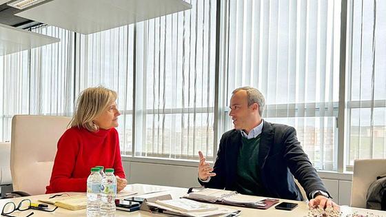 El alcalde arroyano se reúne con Victoria Bazaga, consejera de Cultura, Turismo, Jóvenes y Deportes