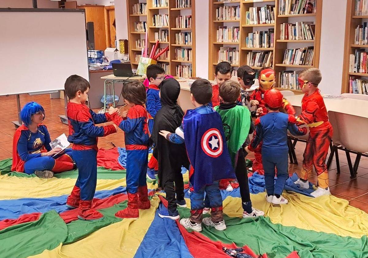 Una tarde 'super' para celebrar el Día del Cómic
