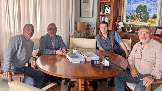 Diputación seguirá apoyando al Extremadura Arroyo «por ser un referente del deporte femenino cacereño»